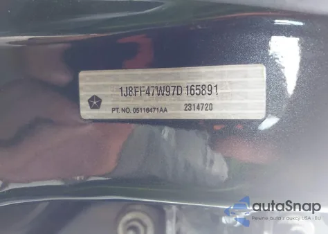 2007 Jeep Compass Sport from USA, damaged, VIN 1J8FF47W97D165891